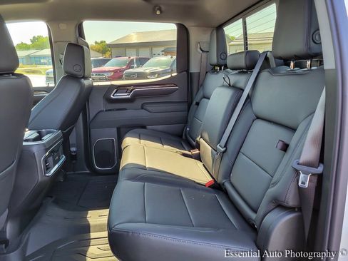 New 2026 GMC Sierra 1500 Elevation w/ Elevation Premium Package image 9
