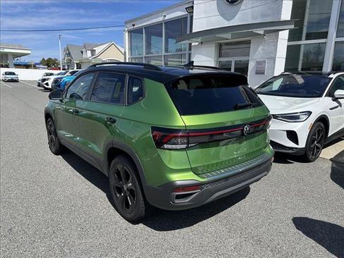 New 2026 Volkswagen Taos SE AWD/4WD image 4
