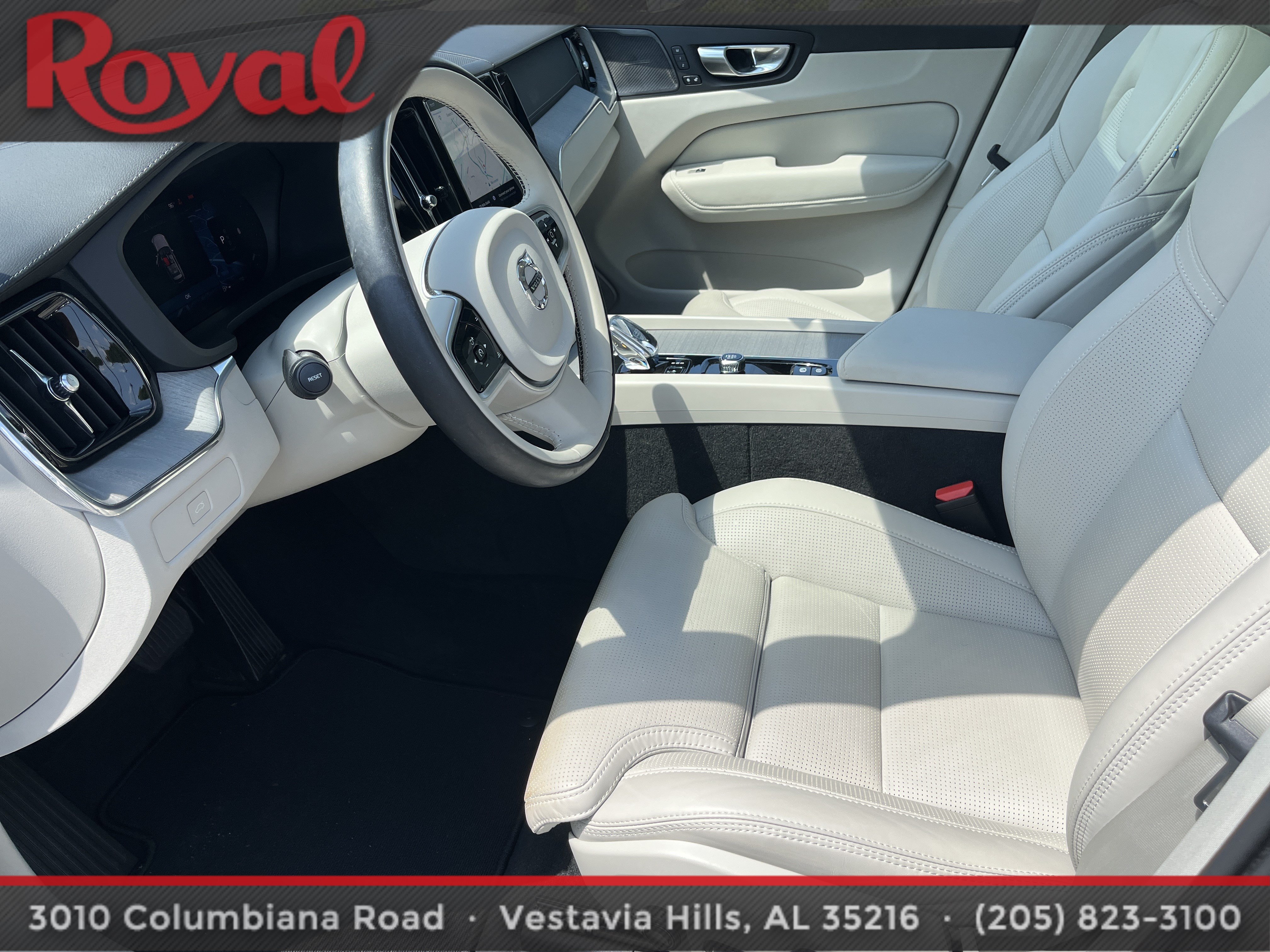 Certified 2025 Volvo XC60 B5 Ultra w/ Protection Package Premier AWD/4WD image 23