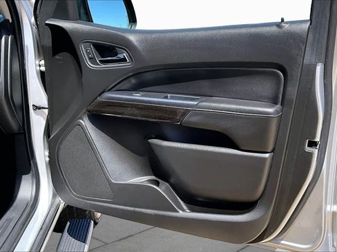 Used 2016 GMC Canyon SLT w/ Driver Alert Package RWD image 23