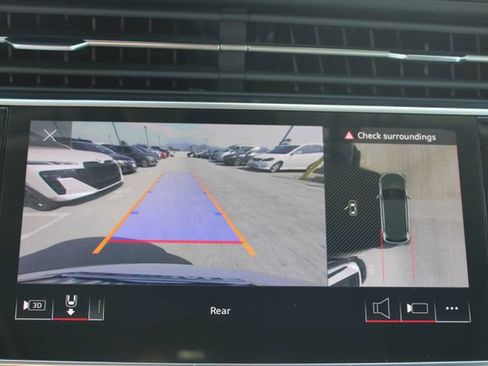 Used 2022 Audi Q7 2.0T Premium image 13