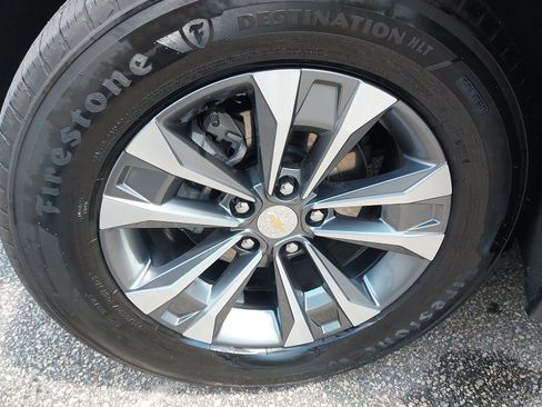 Used 2025 Chevrolet Equinox LT w/ Safety and Technology Package FWD image 33