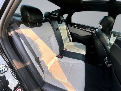 Used 2018 Genesis G80 3.3T Sport RWD image 26