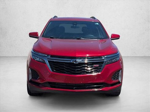 Used 2023 Chevrolet Equinox RS FWD image 2