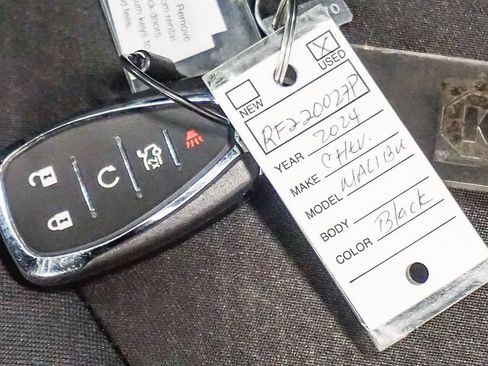 Used 2024 Chevrolet Malibu LT image 30