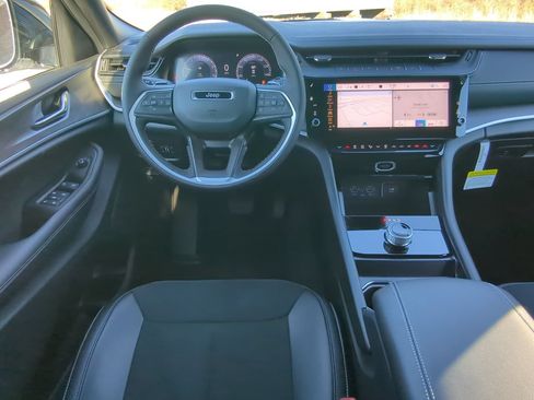 New 2026 Jeep Grand Cherokee Altitude RWD image 14