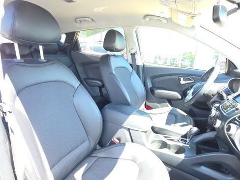 Used 2013 Hyundai Tucson GLS FWD image 8