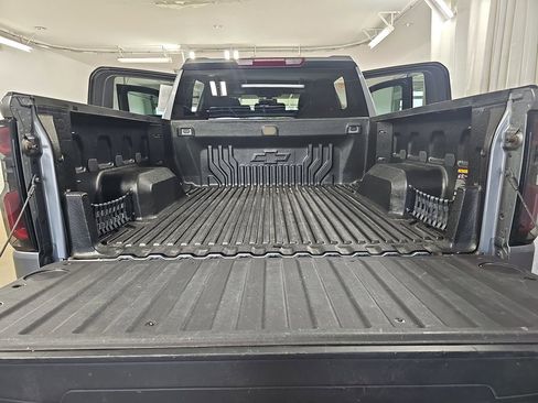 Used 2022 Chevrolet Silverado 1500 LT AWD/4WD image 15