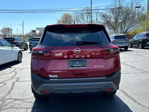 Certified 2023 Nissan Rogue SV w/ SV Premium B Package AWD/4WD image 3