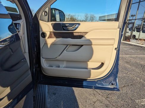 Used 2020 Lincoln Navigator L Reserve w/ Equipment Group 201A Reserve AWD/4WD image 33