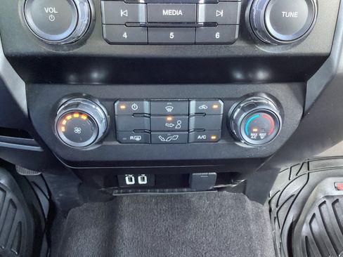 Used 2020 Ford F150 XLT w/ Equipment Group 301A Mid RWD image 18