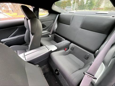 Used 2024 Toyota GR86 image 18