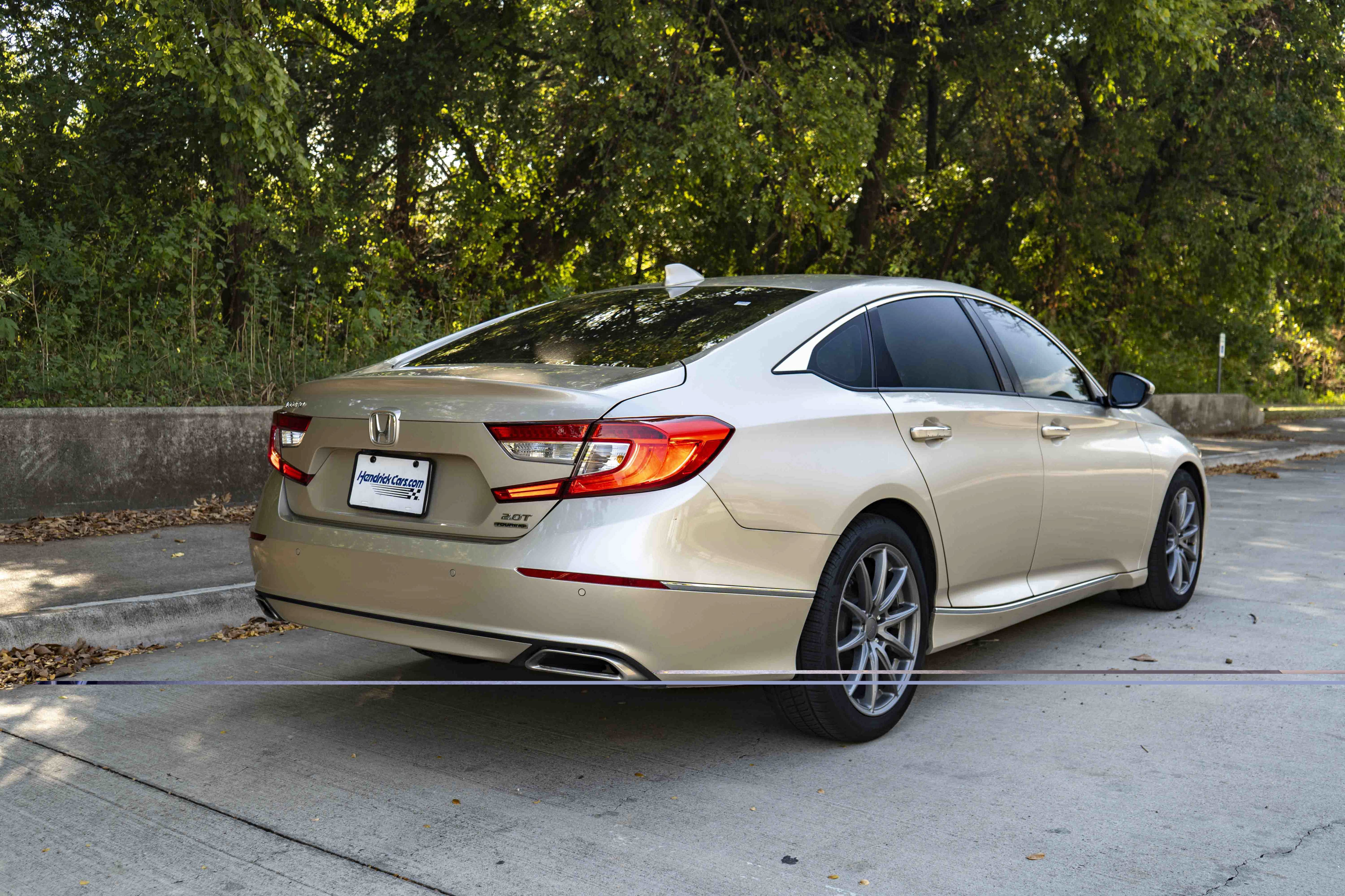 Used 2020 Honda Accord Touring image 9