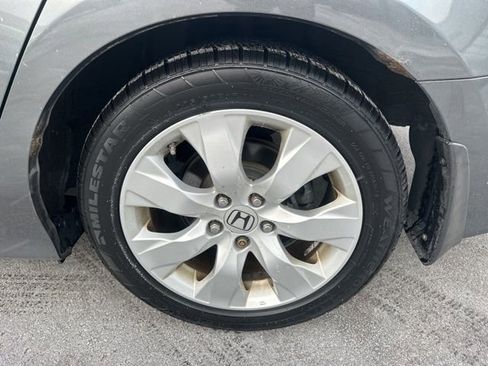 Used 2009 Honda Accord EX image 25