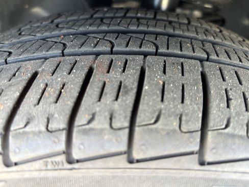 Certified 2024 BMW 330i Sedan image 11