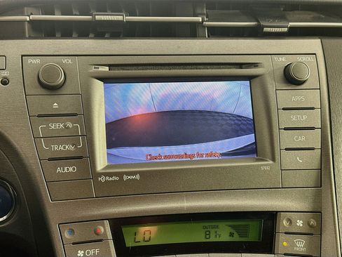 Used 2015 Toyota Prius Persona Series FWD image 22