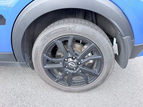 Certified 2024 Nissan Kicks SR w/ SR Premium Package FWD image 22