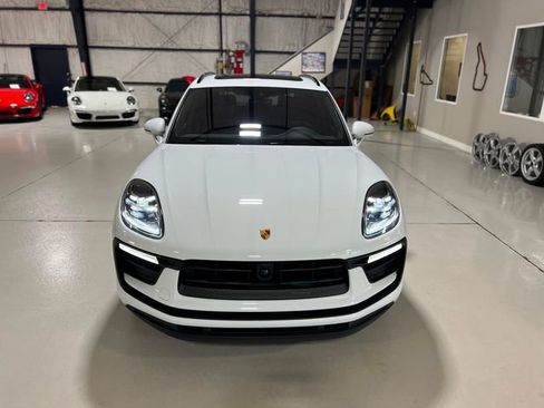 Used 2023 Porsche Macan Turbo image 71
