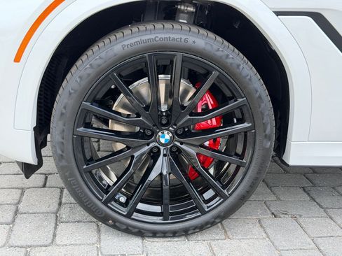 New 2026 BMW X6 xDrive40i w/ Executive Package AWD/4WD image 13