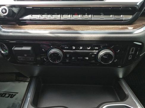 Used 2024 Chevrolet Silverado 1500 LT Trail Boss w/ Protection Package image 25