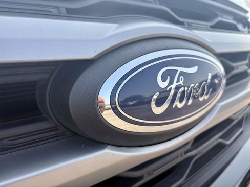 Used 2023 Ford Expedition XLT RWD image 7