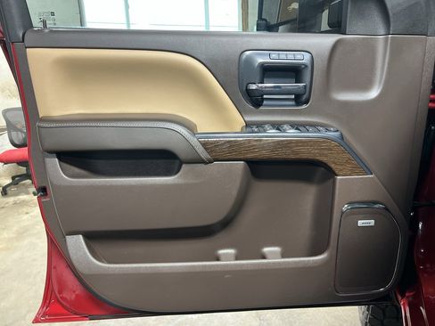 Used 2018 GMC Sierra 3500 Denali w/ Duramax Plus Package image 16