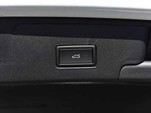 New 2026 Volkswagen Atlas Cross Sport SE image 26