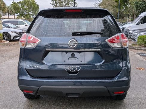 Used 2015 Nissan Rogue S image 6