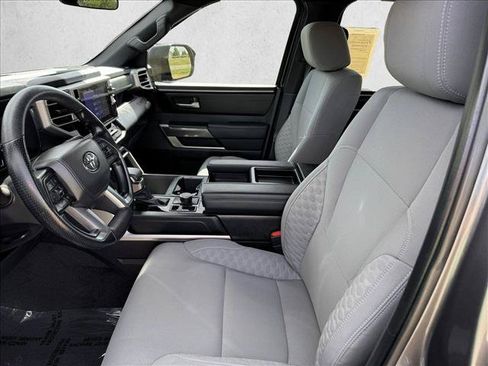 Used 2025 Toyota Tundra SR5 AWD/4WD image 10