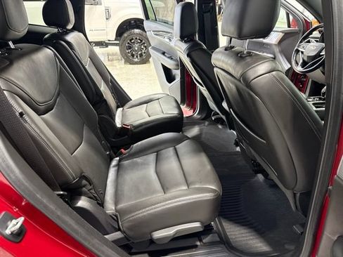 Used 2020 Cadillac XT6 Premium Luxury AWD/4WD image 19