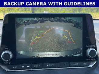 Used 2024 Nissan Sentra SV FWD video 2