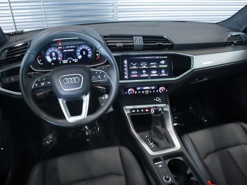 Used 2025 Audi Q3 2.0T Premium AWD/4WD image 22