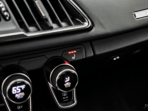 Used 2018 Audi R8 V10 image 79