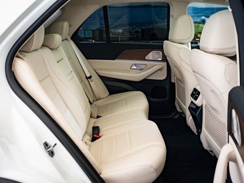 New 2026 Mercedes-Benz GLE 350 4MATIC image 36