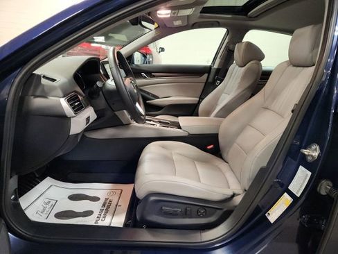 Used 2018 Honda Accord EX-L image 11