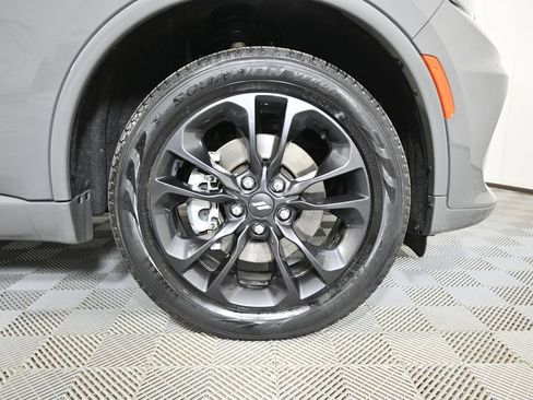 Used 2023 Dodge Durango GT image 11
