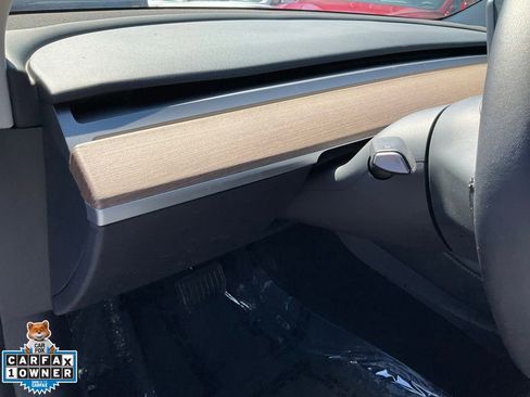 Used 2023 Tesla Model 3 Standard Range image 19