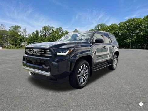 Used 2025 Toyota 4Runner Limited AWD/4WD image 4