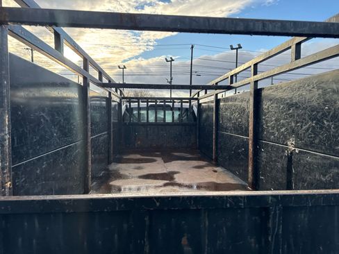 Used 2019 Ford F550 4x4 Crew Cab Super Duty w/ Power Equipment Group image 7