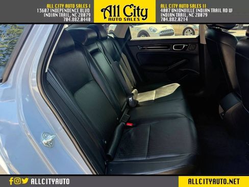 Used 2022 Honda Civic Touring image 29