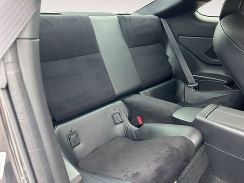 Used 2025 Toyota GR86 Premium RWD image 12