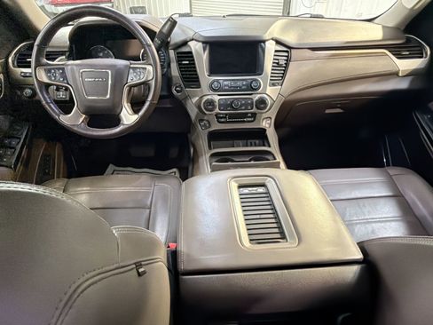 Used 2018 GMC Yukon XL Denali w/ Denali Ultimate Package image 23