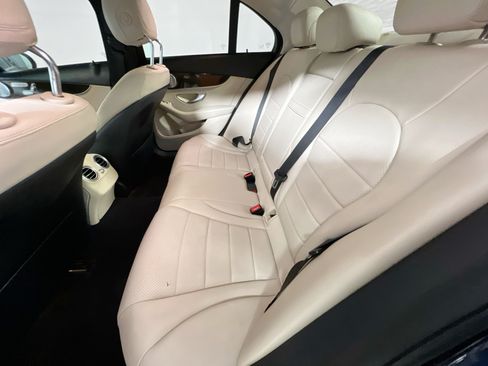 Used 2015 Mercedes-Benz C 300 4MATIC Sedan image 29