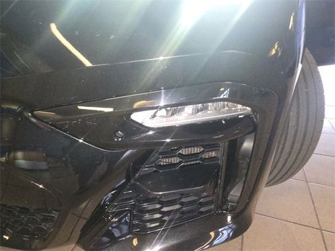 Used 2019 BMW X7 xDrive50i w/ M Sport Package image 28