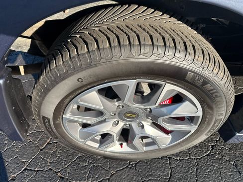 Used 2023 Chevrolet Express 2500 image 9