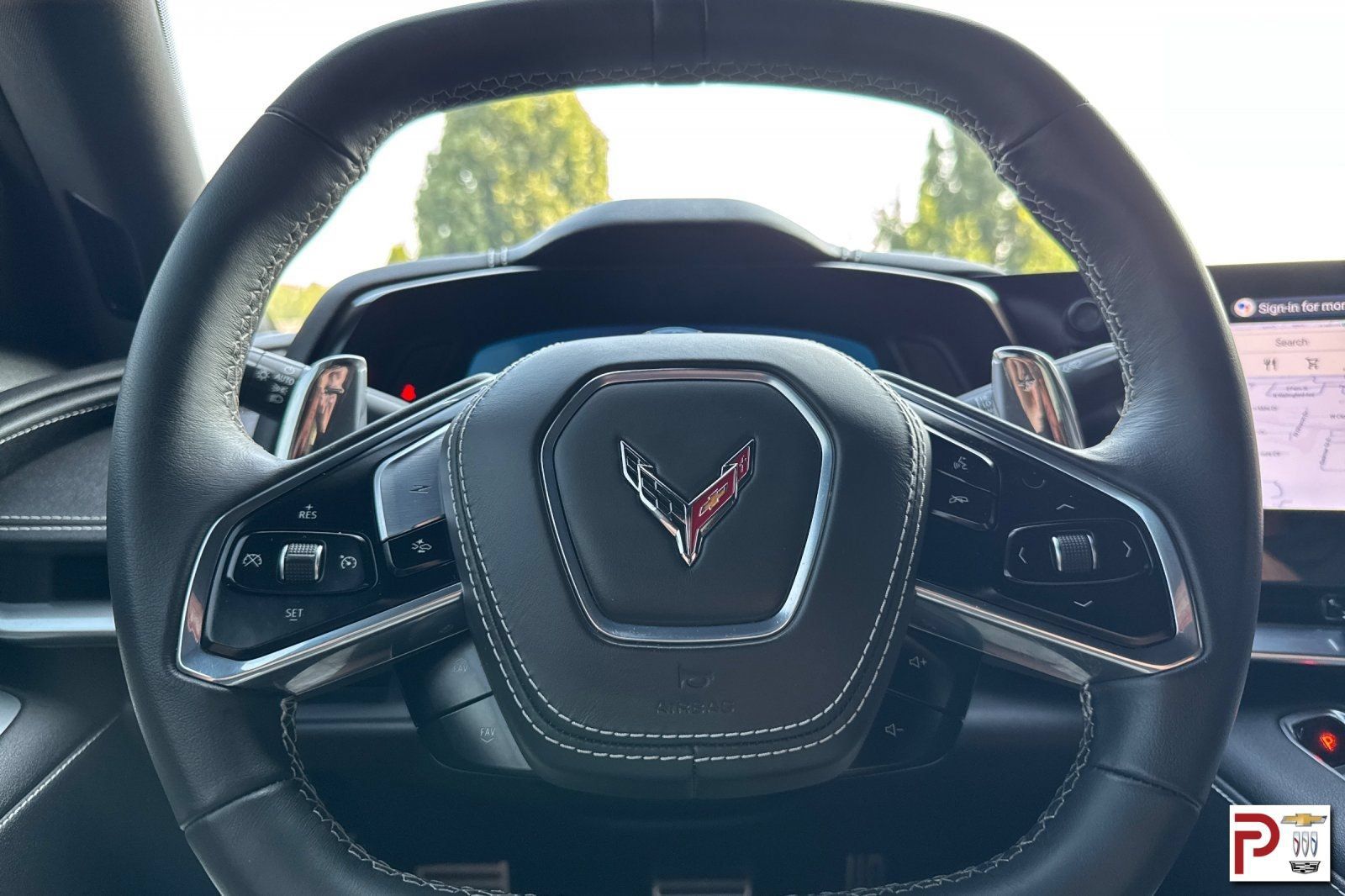 Used 2025 Chevrolet Corvette Stingray Coupe w/ 1LT RWD image 25