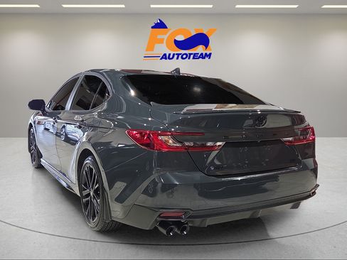 Certified 2025 Toyota Camry SE w/ Convenience Package FWD image 3
