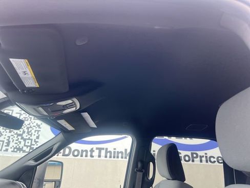 Used 2024 RAM 2500 Big Horn w/ Bed Utility Group image 19