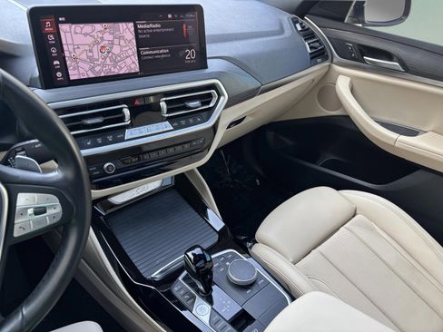 Used 2022 BMW X4 xDrive30i image 12