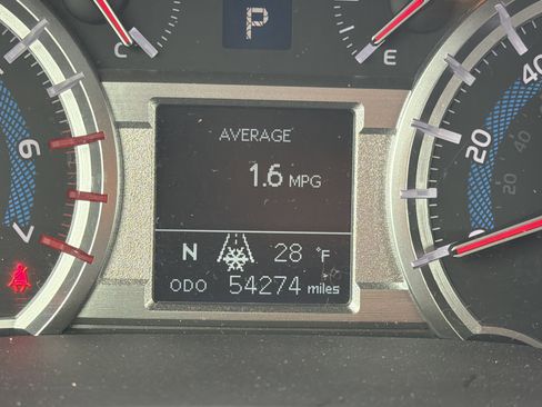 Certified 2019 Toyota 4Runner SR5 image 17